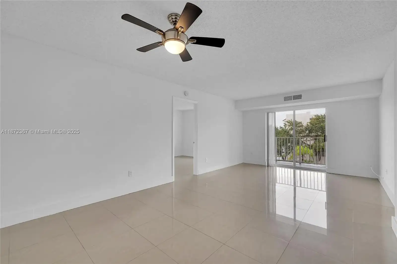 8260 SW 210th St # 201, Cutler Bay FL 33189 photo 3