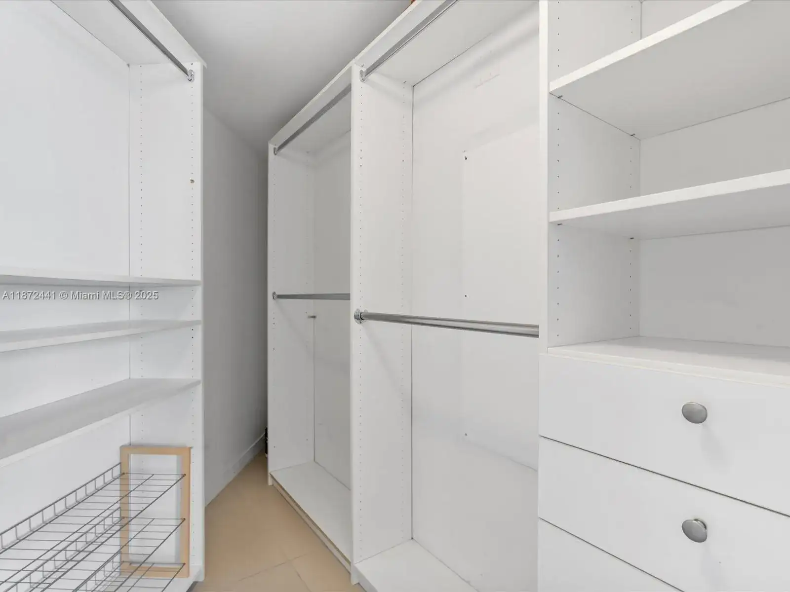 31 SE 6th St # 802, Miami FL 33131 photo 3