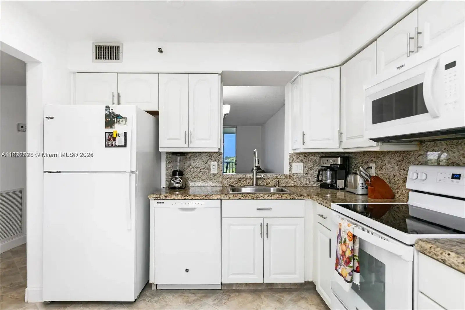 4550 NW 18th Ave # 709, Deerfield Beach FL 33064 photo 4