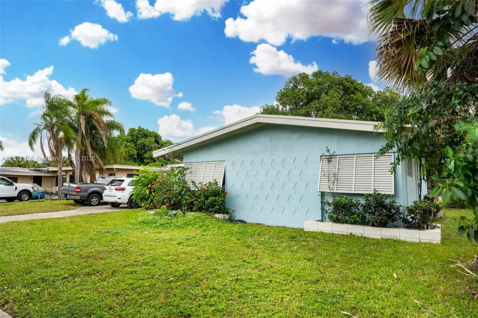 18525 NW 39th Ave # 0, Miami Gardens FL 33055 photo 2