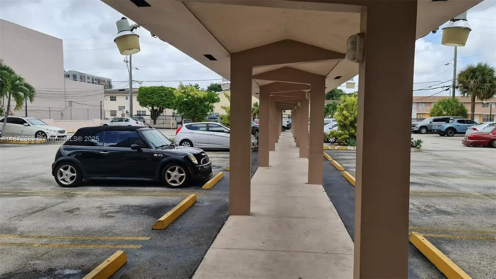 3640 NW 9th st # 105, Miami FL 33125 photo 5