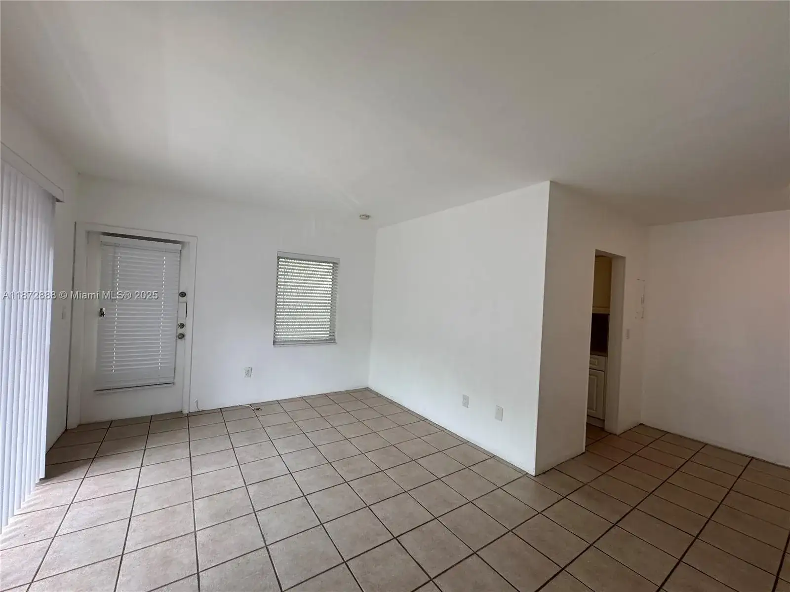921 Meridian Ave # 7, Miami Beach FL 33139 photo 4