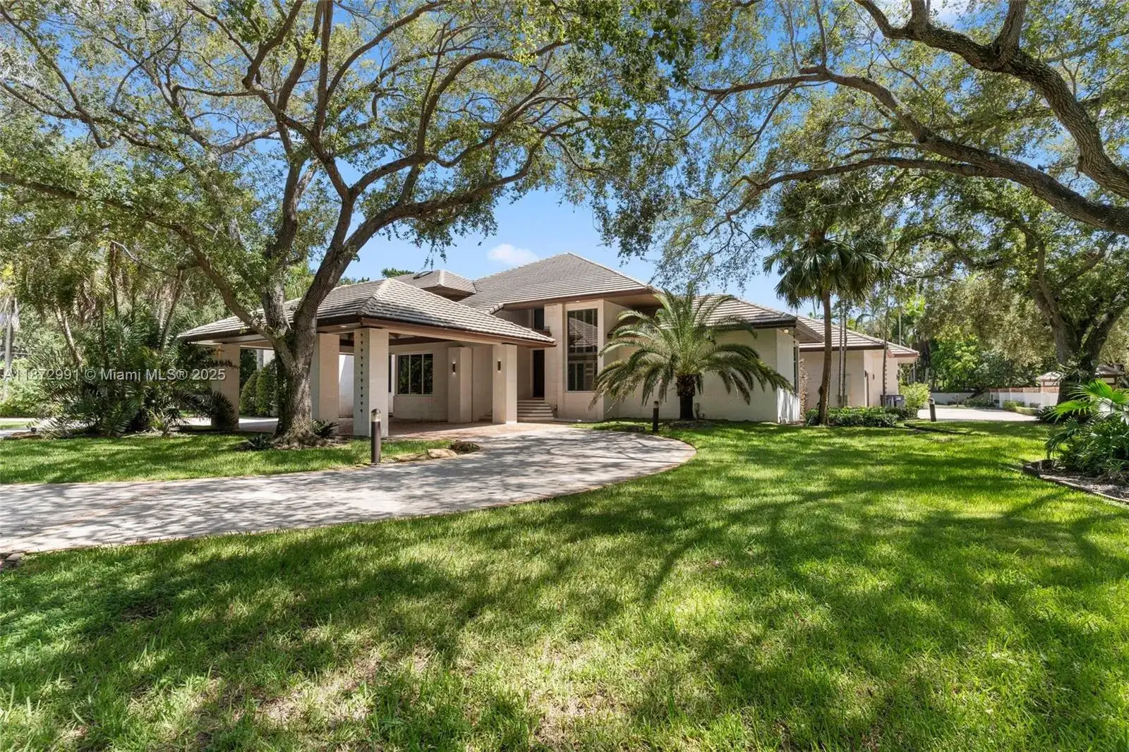 6190 SW 102nd St, Pinecrest FL 33156 photo 3