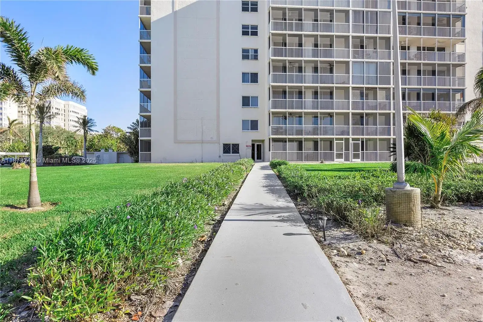 5 Bluebill # 701, Naples FL 34108 photo 3
