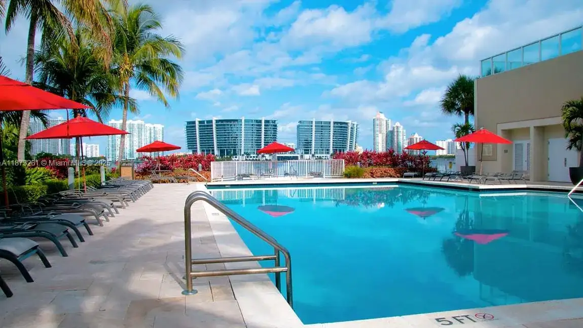 18100 N Bay Rd # 509, Sunny Isles Beach FL 33160 photo 2