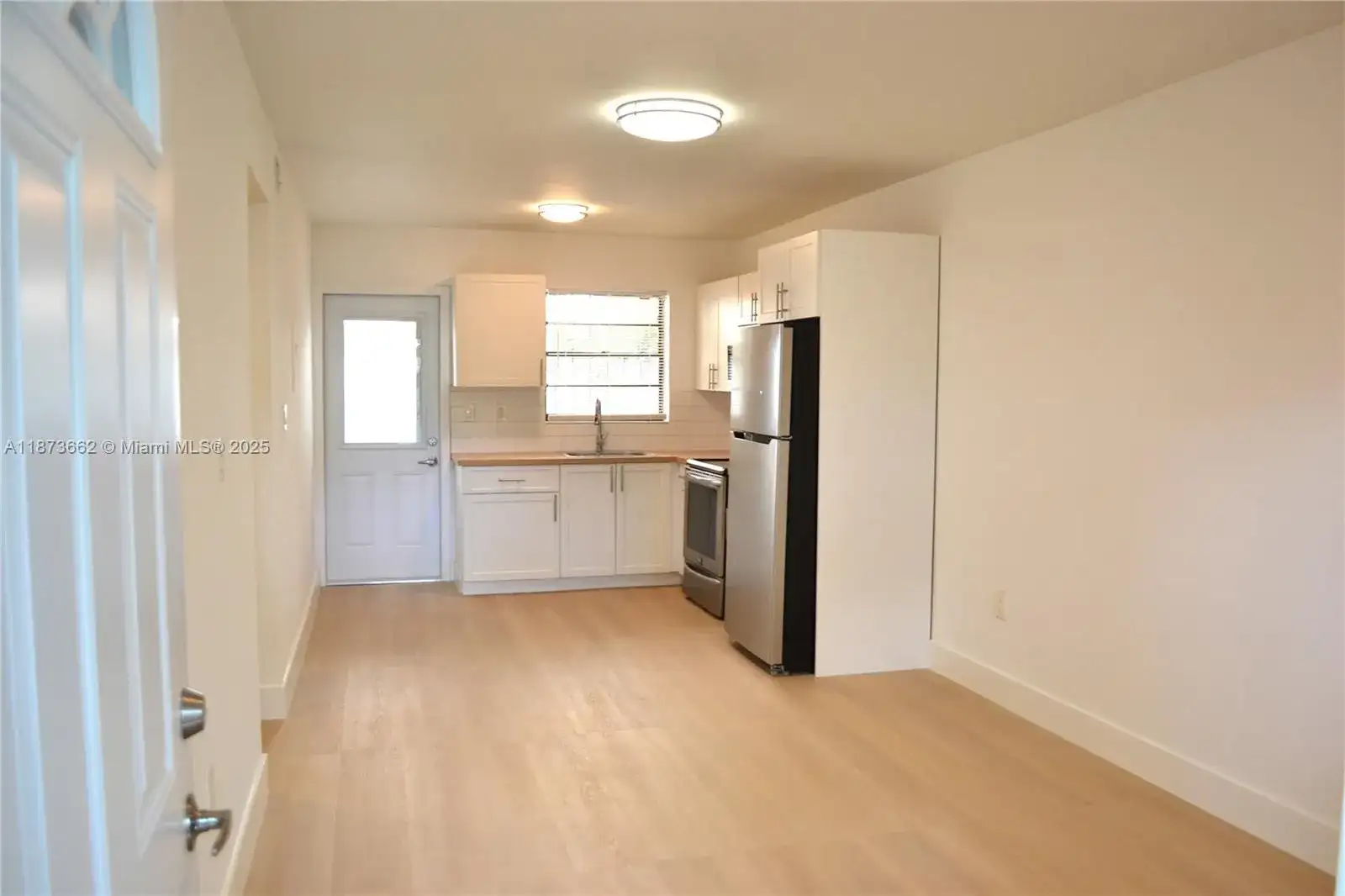 1645 SW 7th St # 2, Miami FL 33135 photo 2