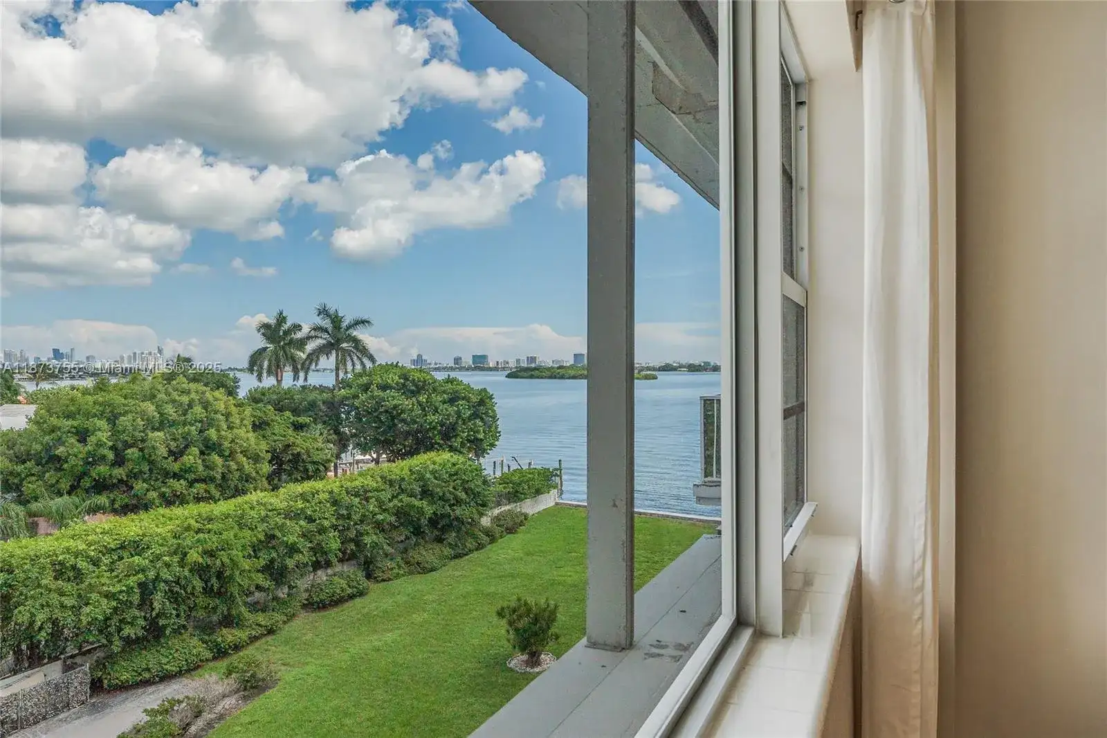 1700 NE 105th St # 505, Miami Shores FL 33138 photo 2