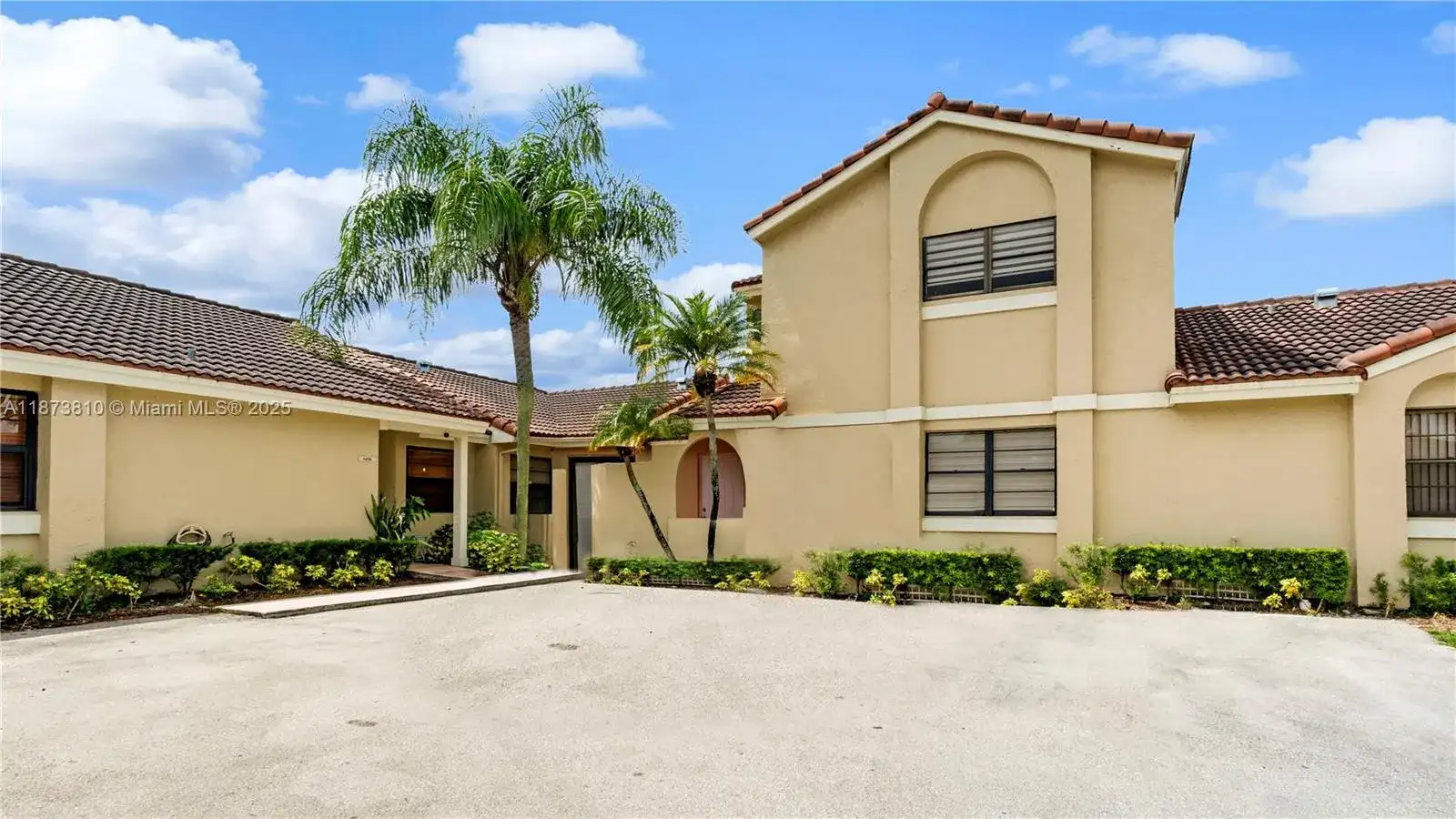 6460 NW 170th Ter # 0, Hialeah FL 33015 photo 3