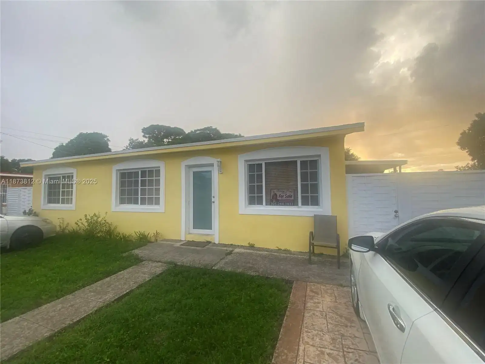 10440 NW 28th Ct, Miami FL 33147 photo 4