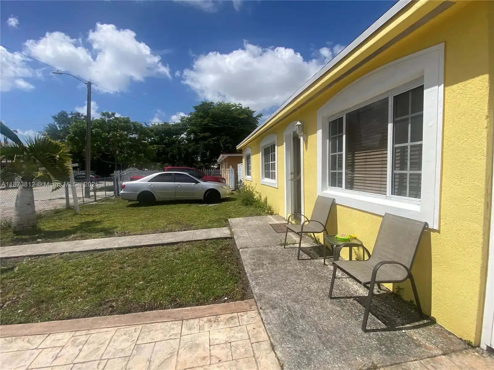 10440 NW 28th Ct, Miami FL 33147 photo 5