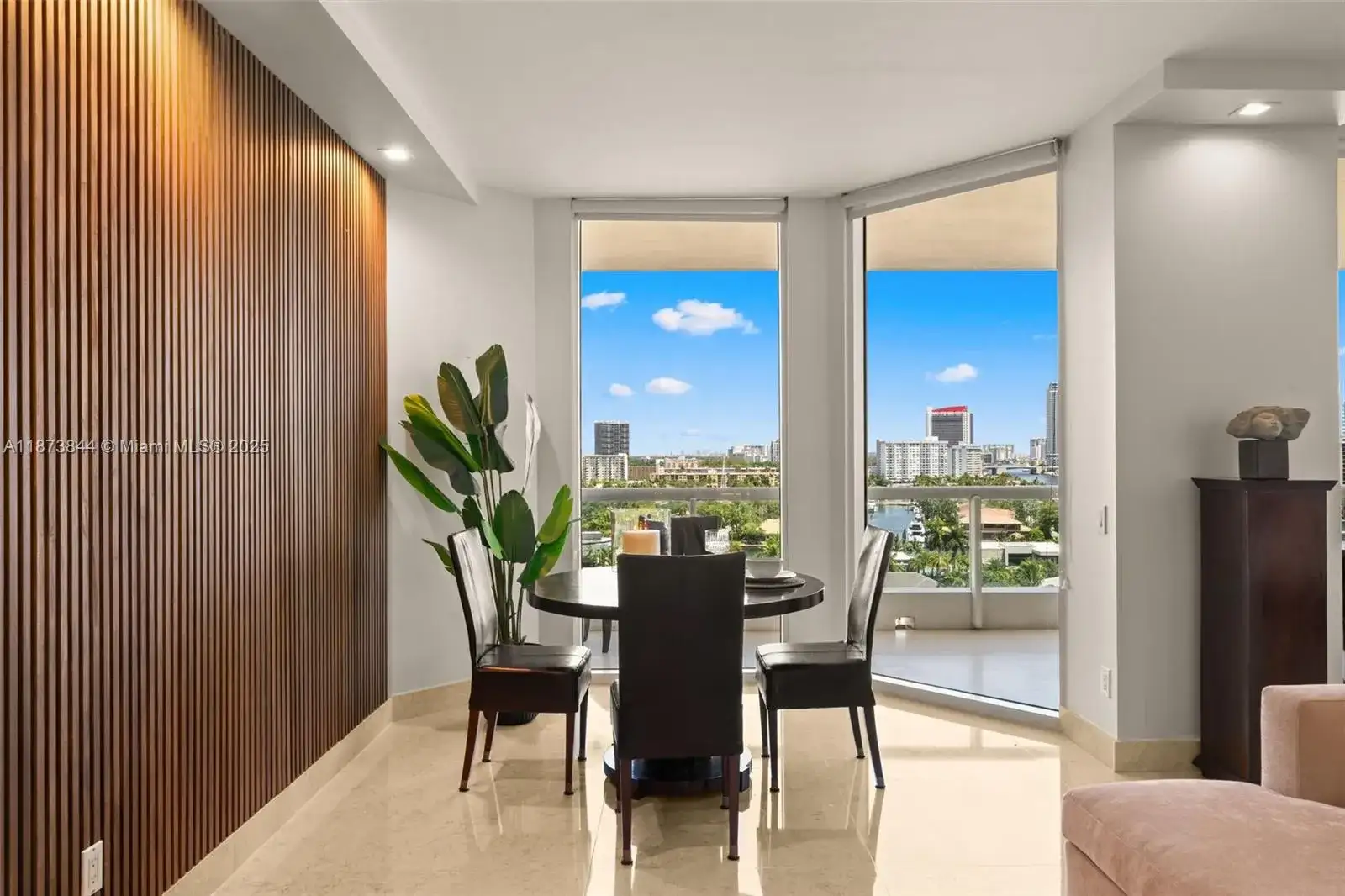 21200 Point Pl # 1102, Aventura FL 33180 photo 2