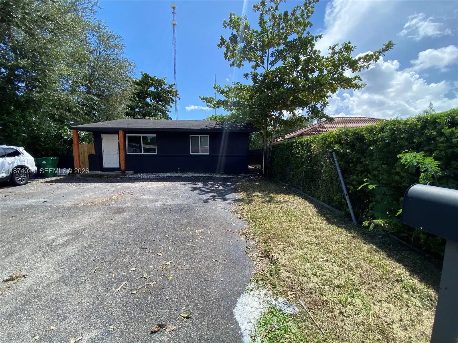 6132 SW 39th St, Miramar FL 33023 photo 2
