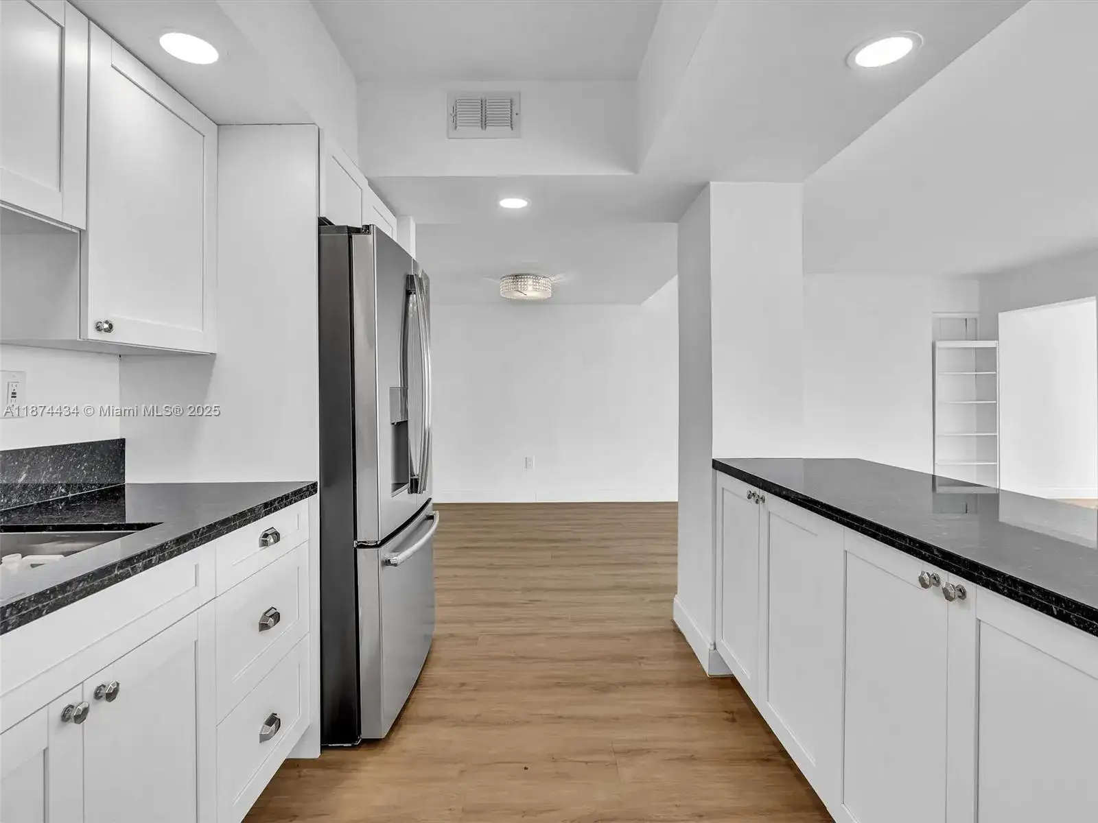 11111 Biscayne Blvd # 14G, Miami FL 33181 photo 5