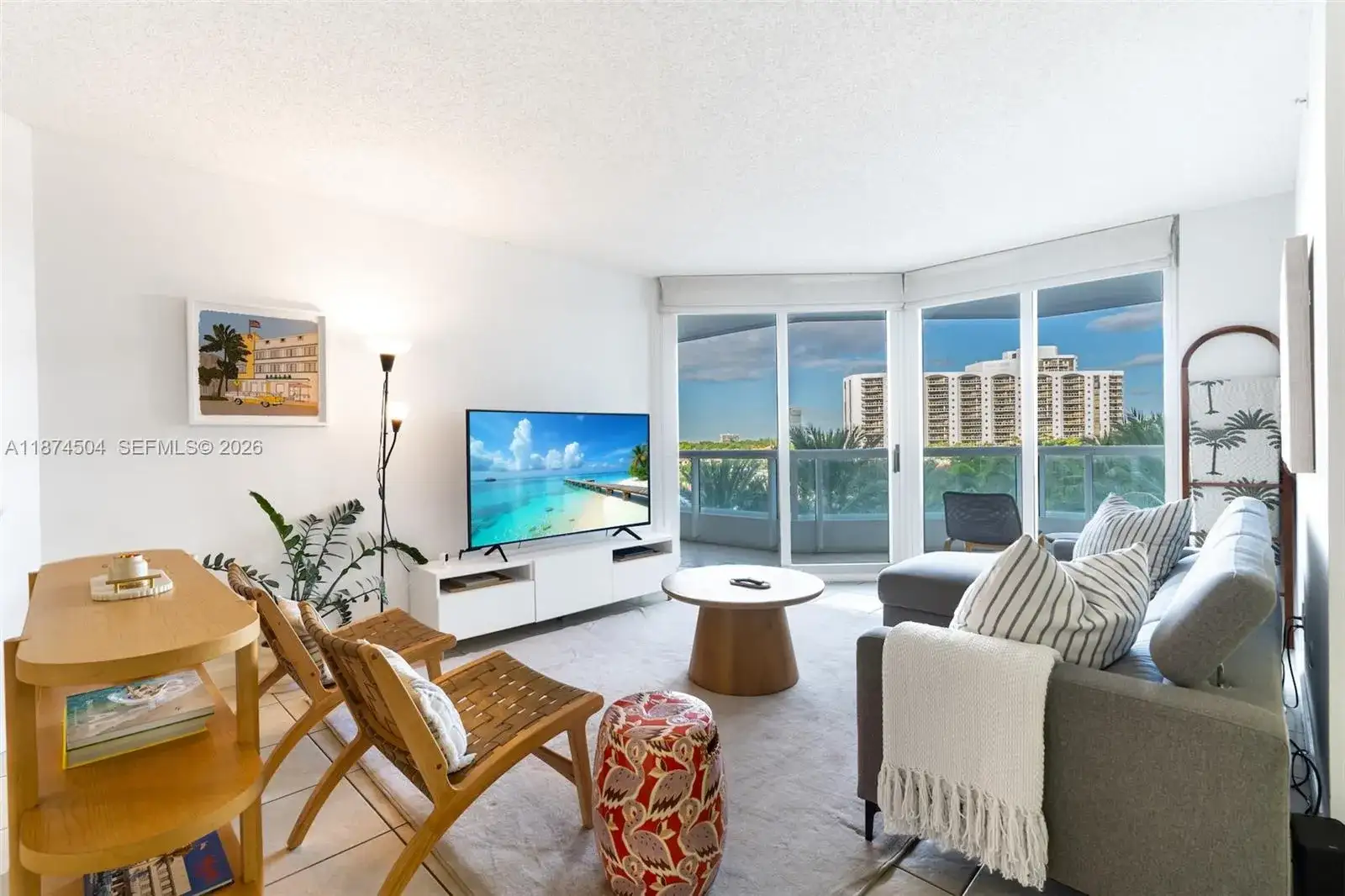 21055 Yacht Club Dr # 605, Aventura FL 33180 photo 2