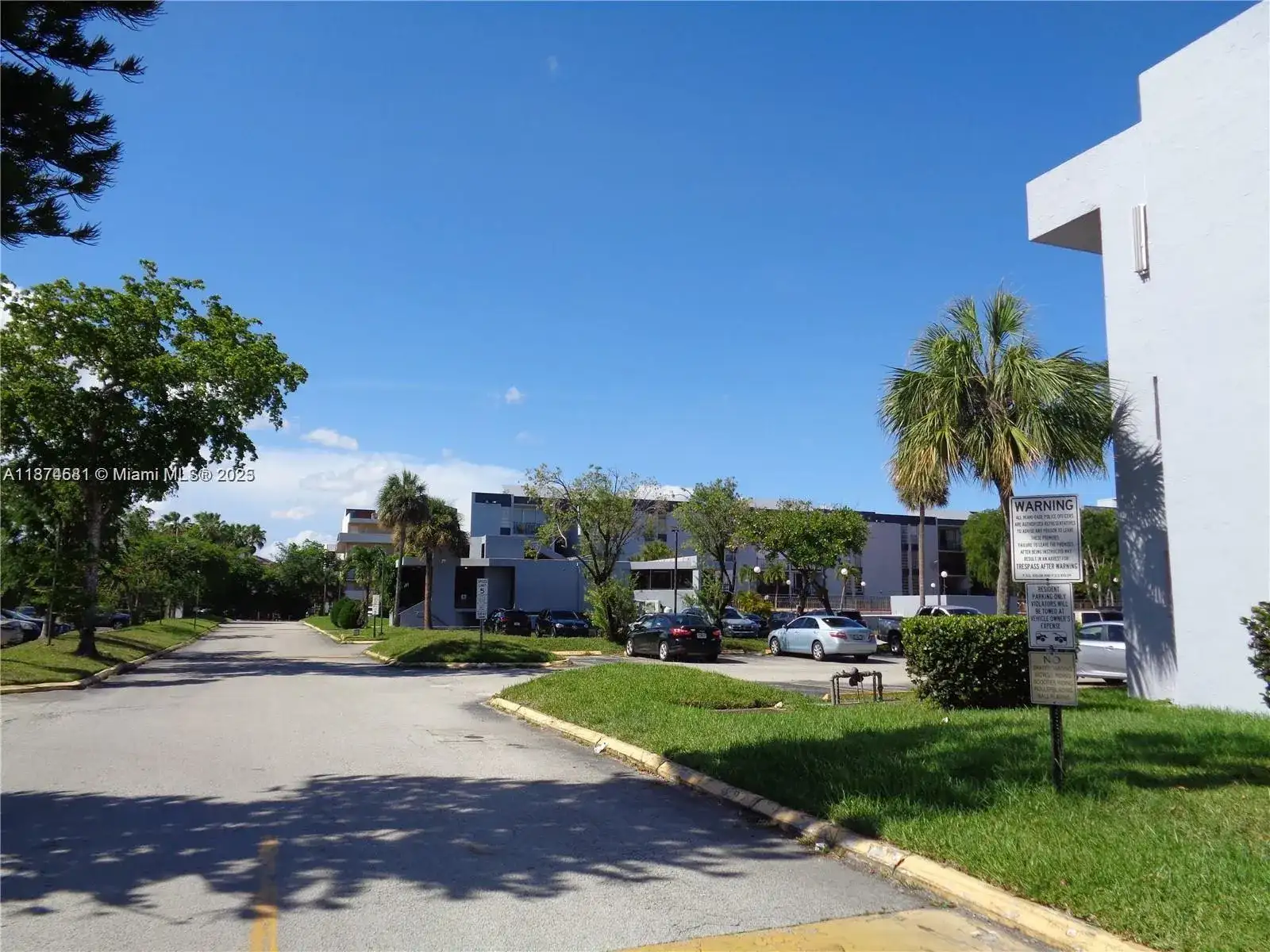 8821 W Flagler St # 503, Miami FL 33174 photo 2