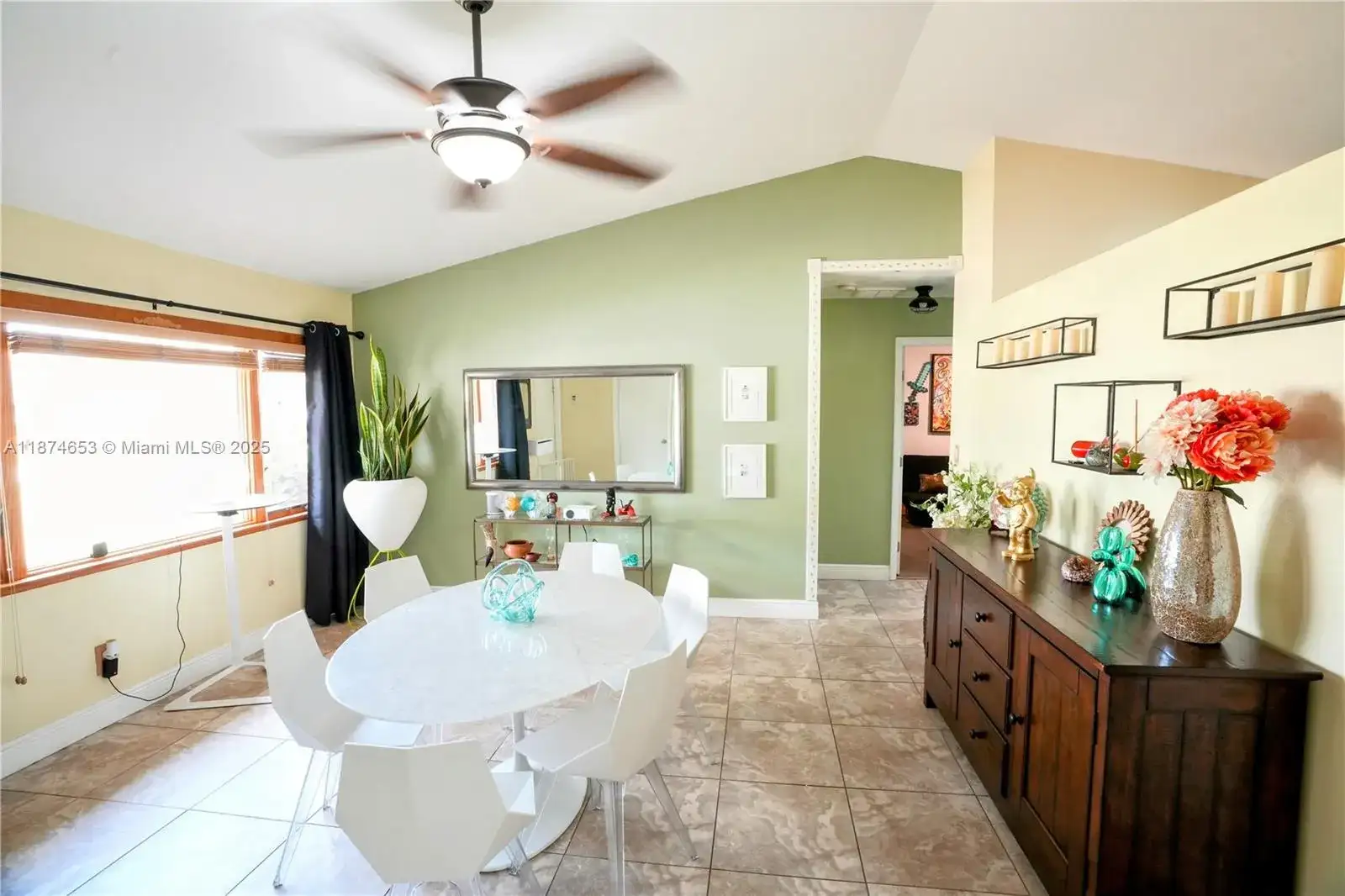 2304 SE 8TH TER, Cape Coral FL 33990 photo 2