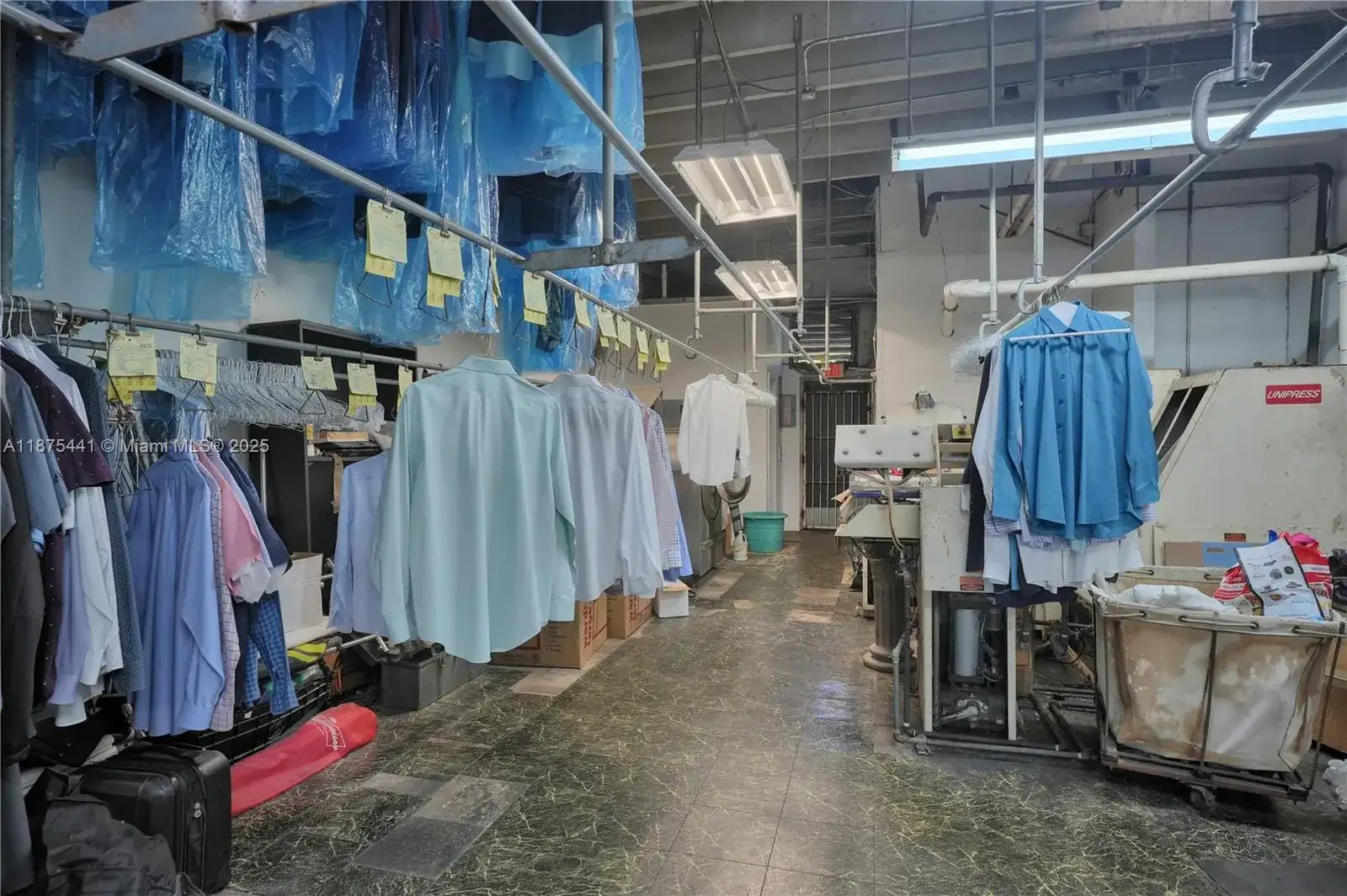 8279 S Dixie Hwy, Miami FL 33143 photo 4