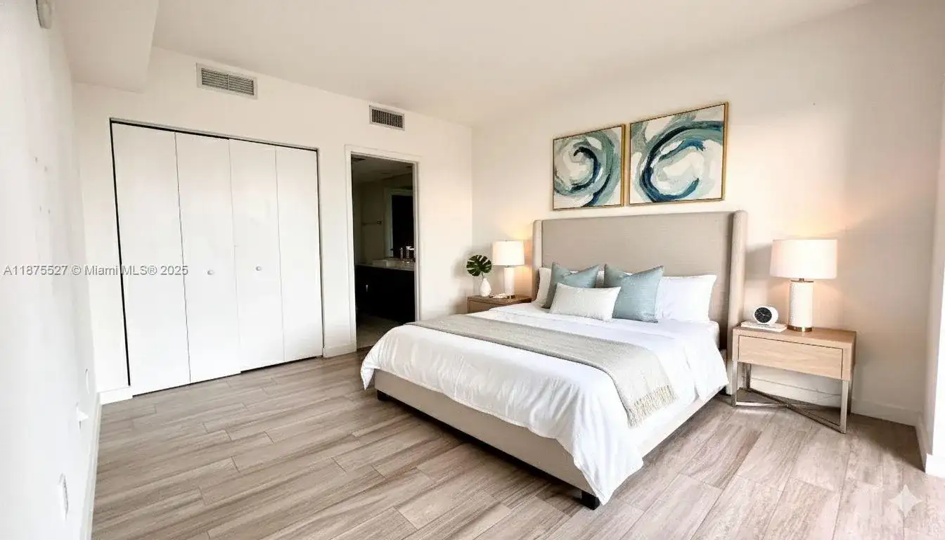 1100 S Miami Ave # 2403, Miami FL 33130 photo 3