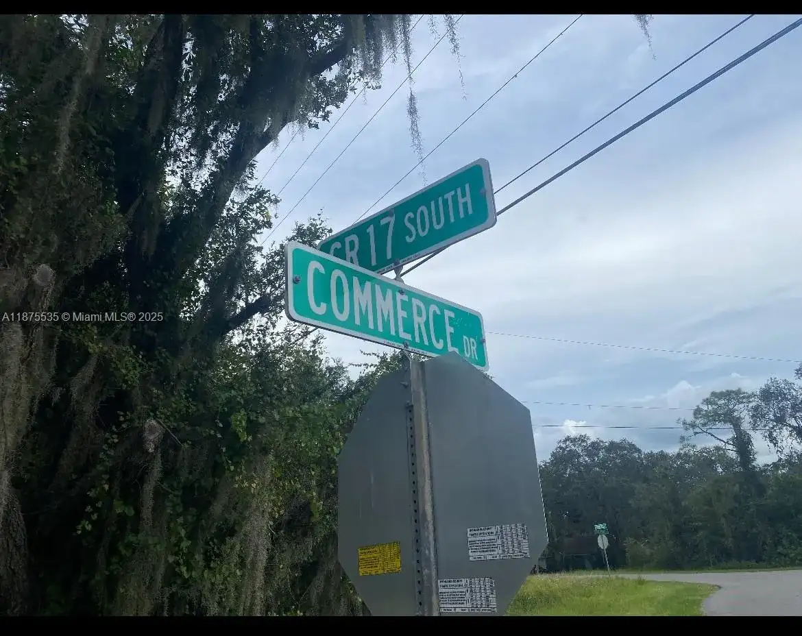 6005 Lake Front Dr, Sebring FL 33876 photo 2