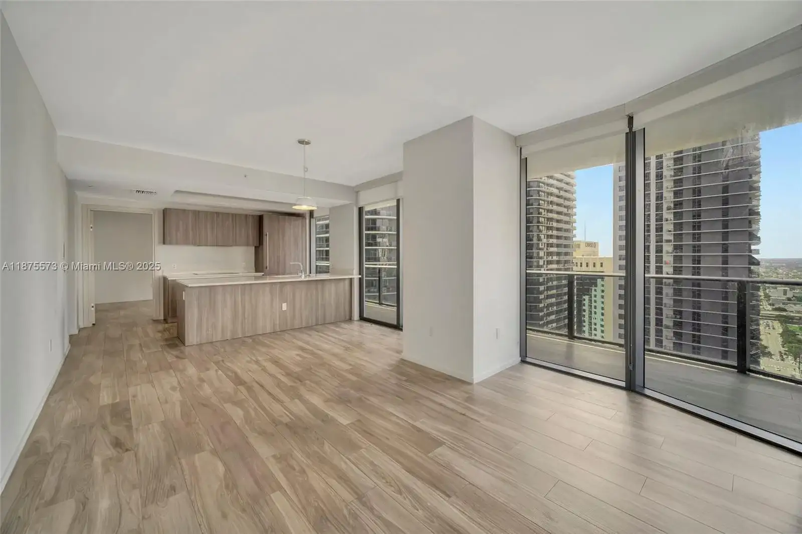 801 S Miami Ave # 2909, Miami FL 33130 photo 4