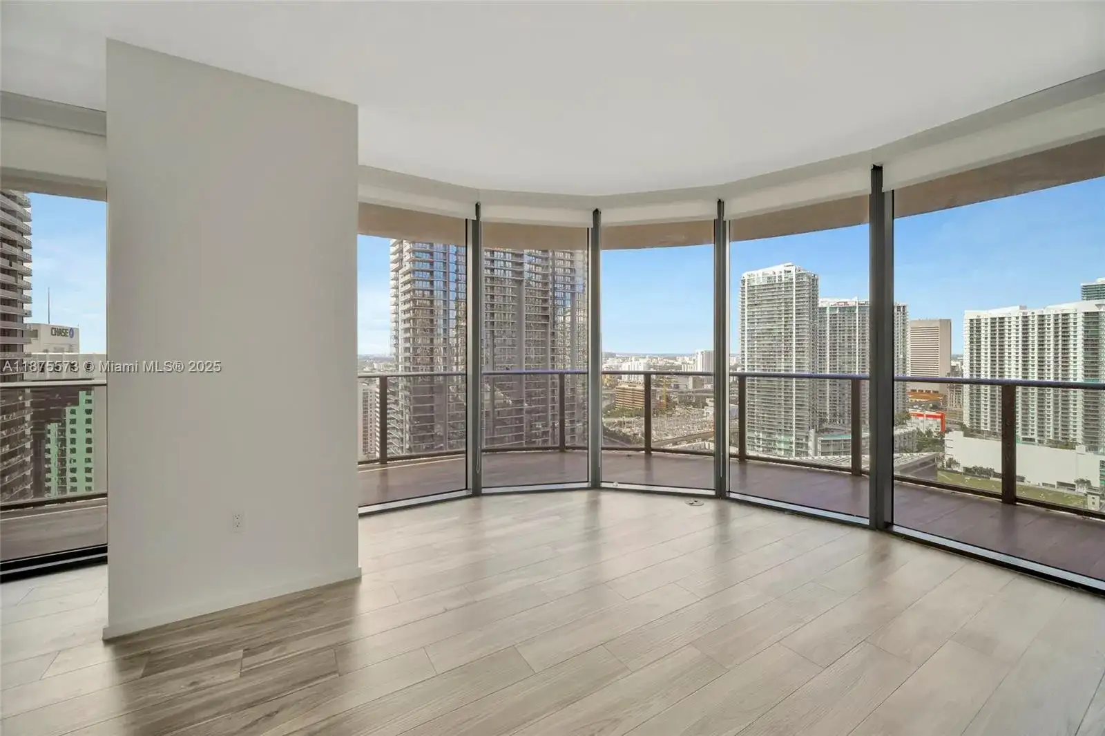 801 S Miami Ave # 2909, Miami FL 33130 photo 5