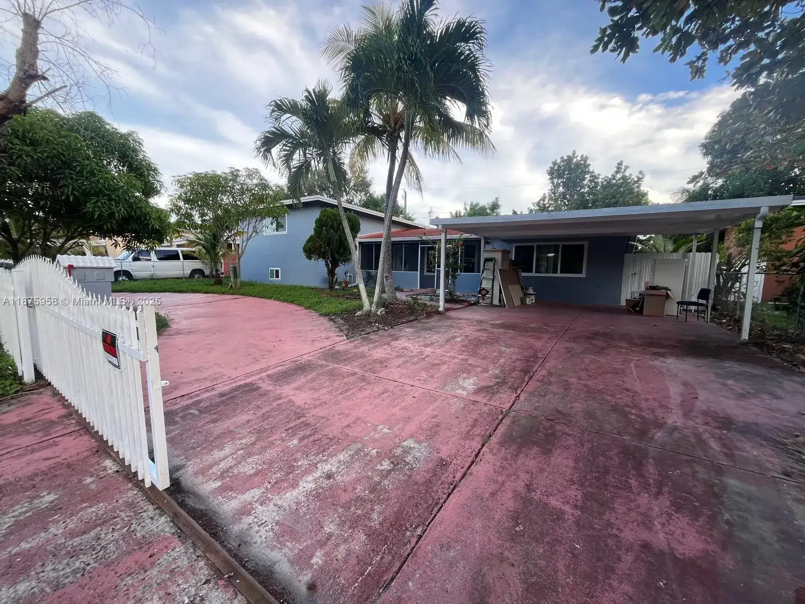 1330 NE 203rd St, Miami FL 33179 photo 3