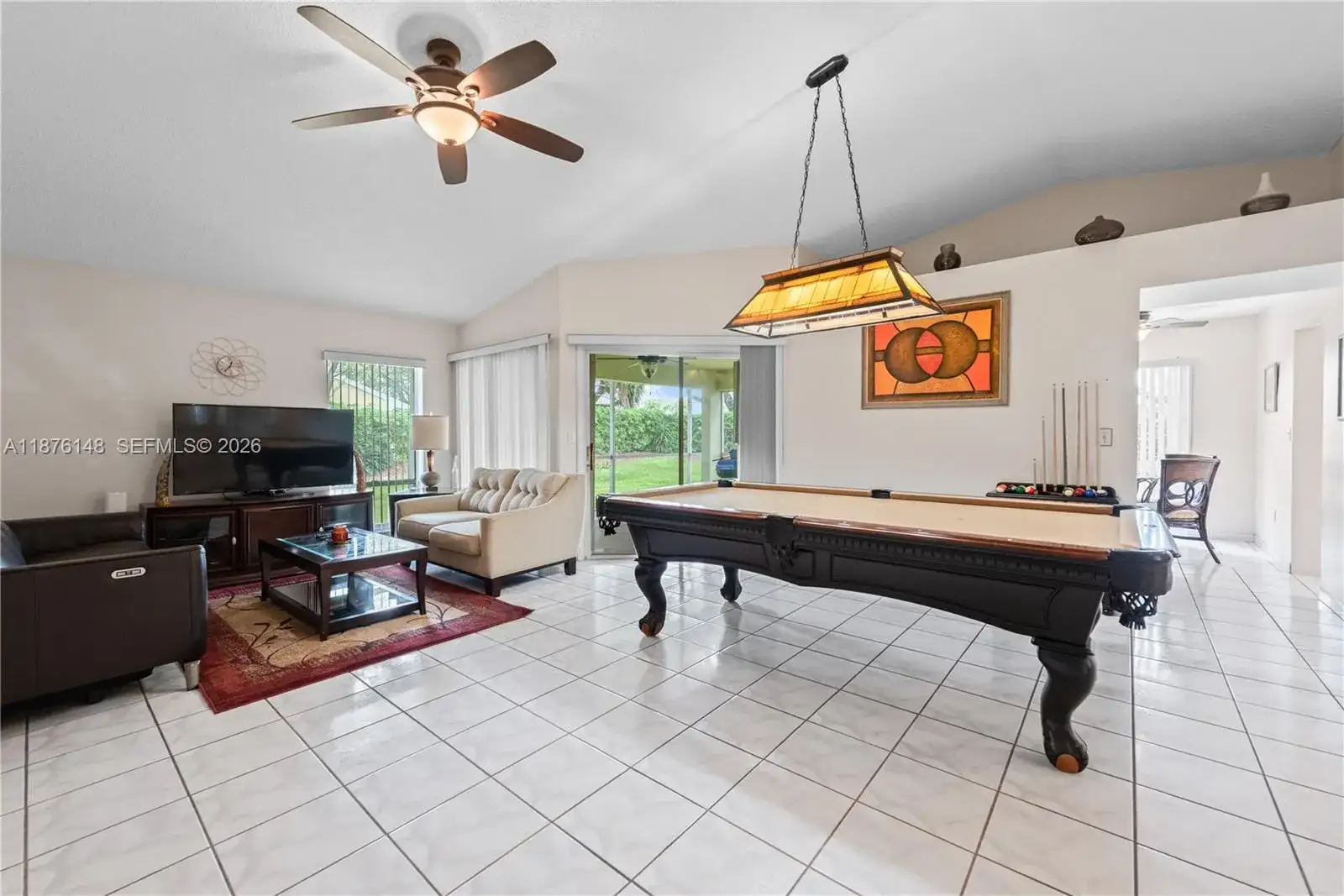 2585 SE 7th Pl, Homestead FL 33033 photo 3