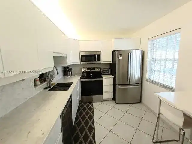1025 SE 4th Ave # 101, Dania Beach FL 33004 photo 2