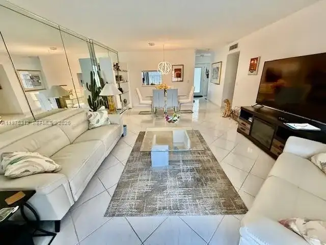 1025 SE 4th Ave # 101, Dania Beach FL 33004 photo 5