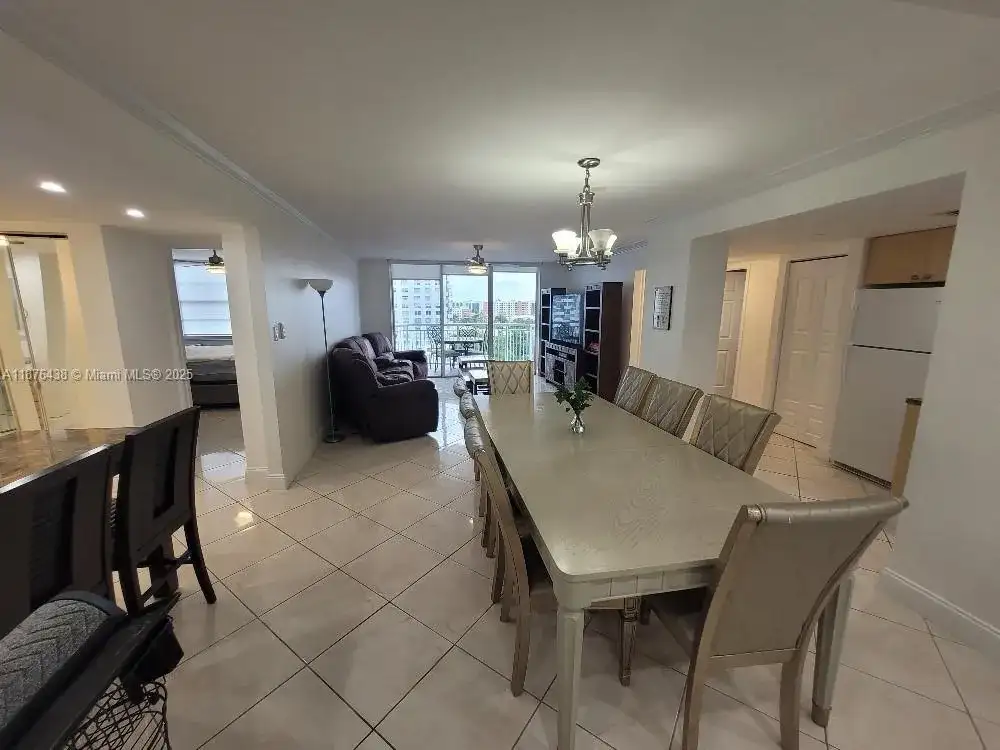 18081 Biscayne Blvd # 1102, Aventura FL 33160 photo 3
