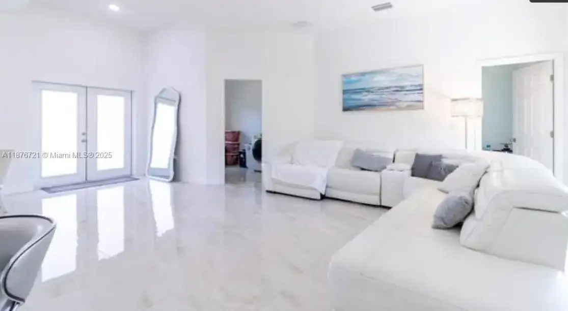 3302 DESOTO BLVD S, Naples FL 34117 photo 2