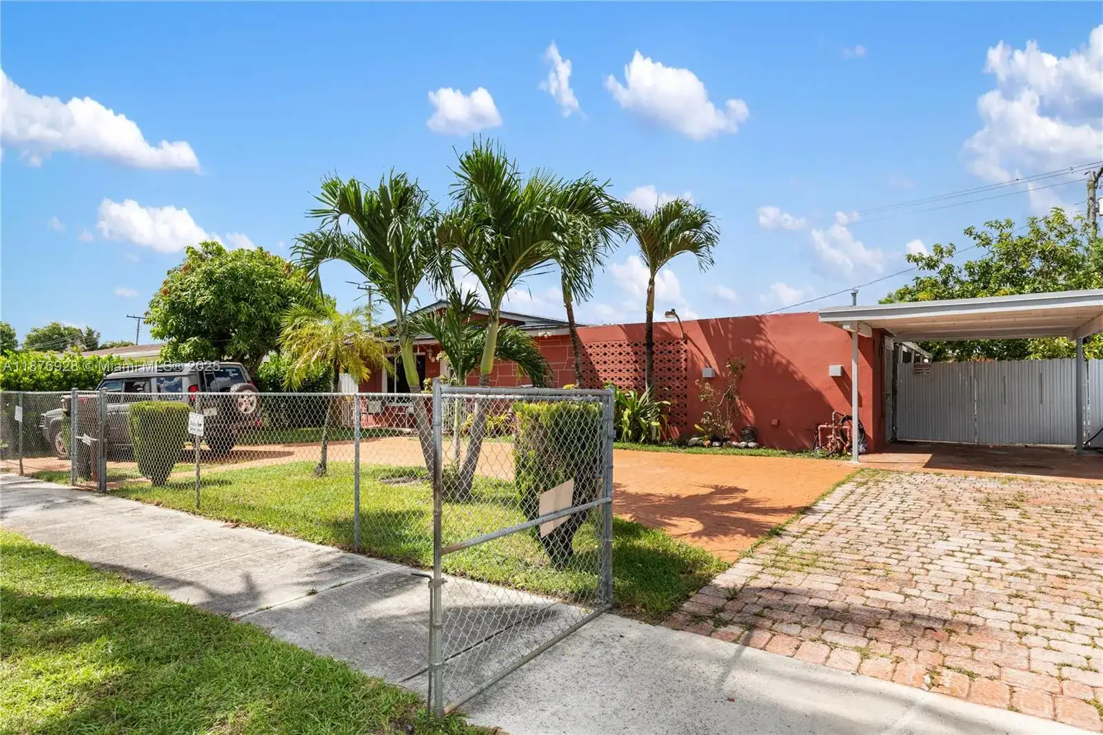 1211 NW 179th St, Miami Gardens FL 33169 photo 4