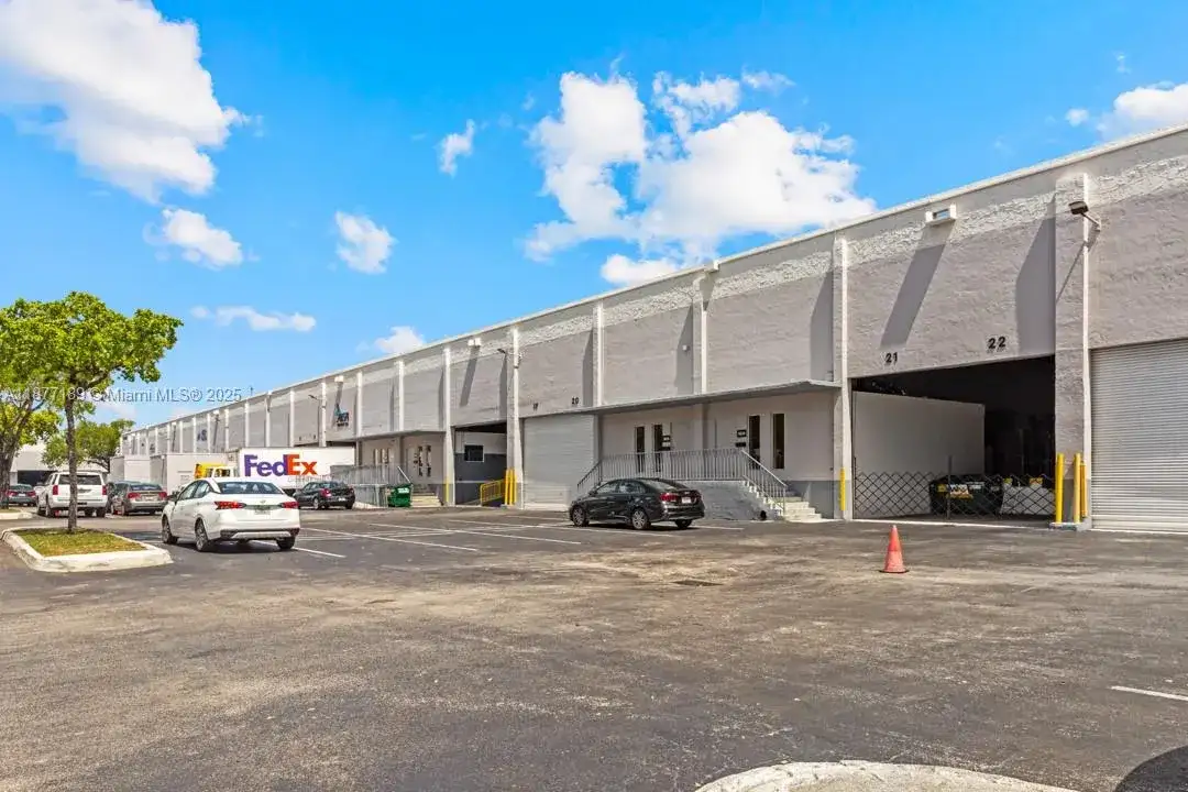 1700 NW 82nd Ave # 1800, Doral FL 33126 photo 3