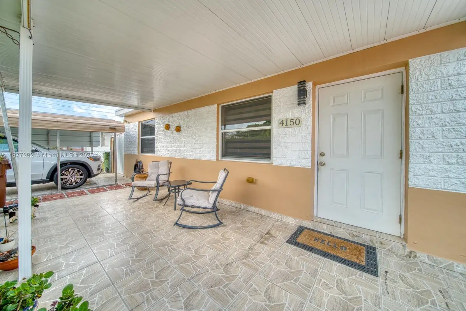4150 E 9th Ct, Hialeah FL 33013 photo 5