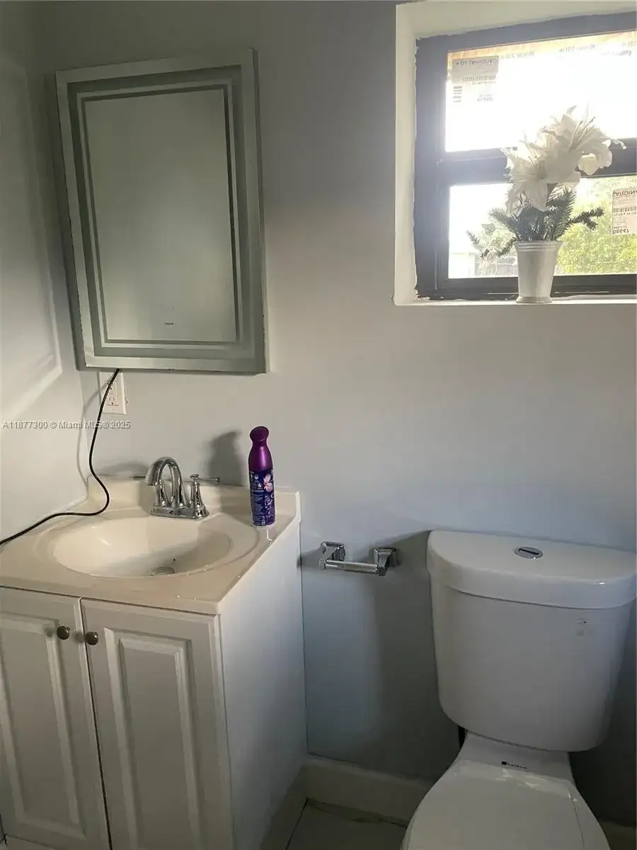 2785 NW 59th St # 2, Miami FL 33142 photo 2