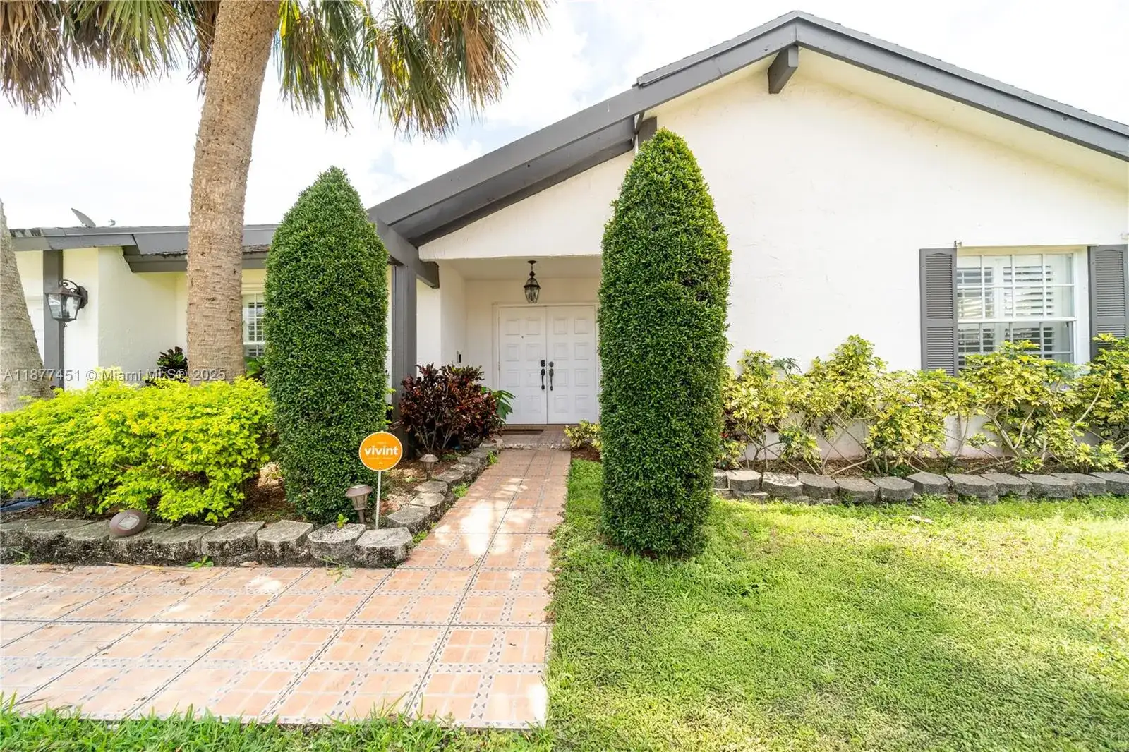 7354 NW 49th Ct, Lauderhill FL 33319 photo 2