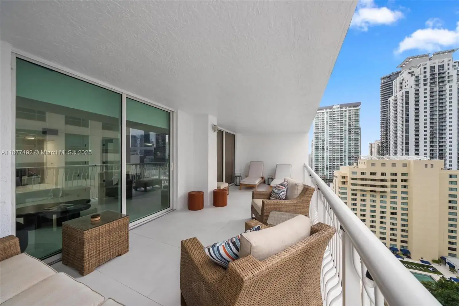 1200 Brickell Bay Dr # 2812, Miami FL 33131 photo 4