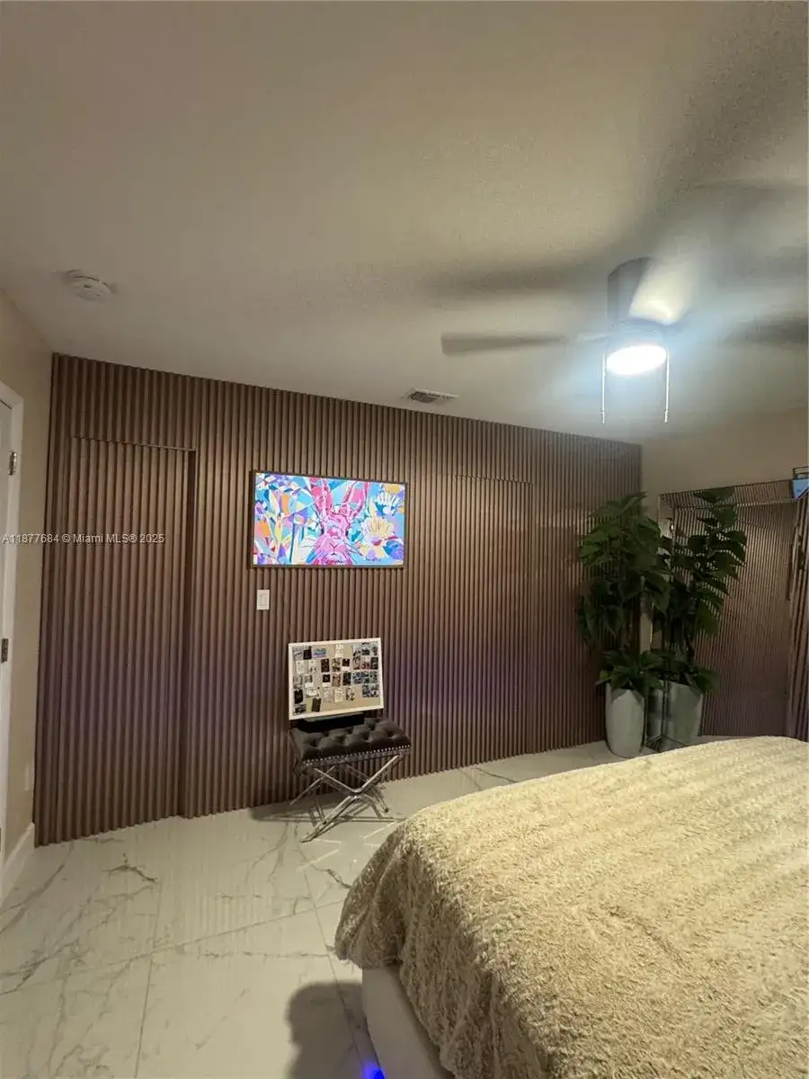 7684 NW 179th St, Hialeah FL 33015 photo 3