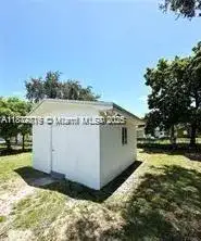 2740 NW 49th St, Miami FL 33142 photo 2