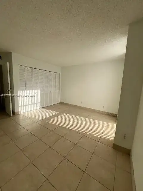 13499 Biscayne Blvd # 602, North Miami FL 33181 photo 2