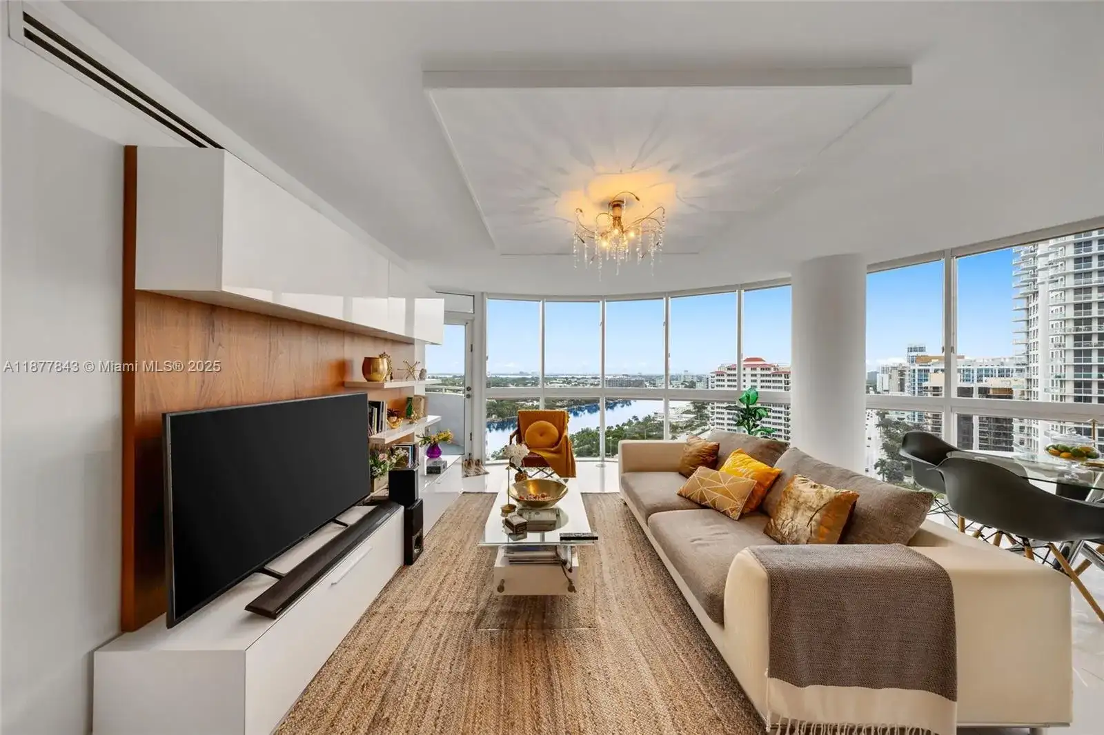 6301 Collins Ave # 2107, Miami Beach FL 33141 photo 5