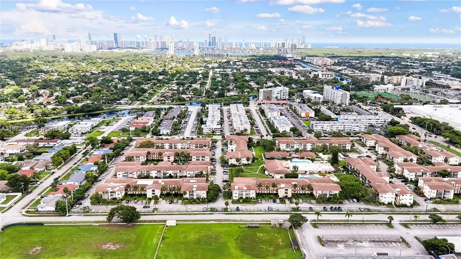 16900 NE 14th Ave # 204, North Miami Beach FL 33162 photo 2
