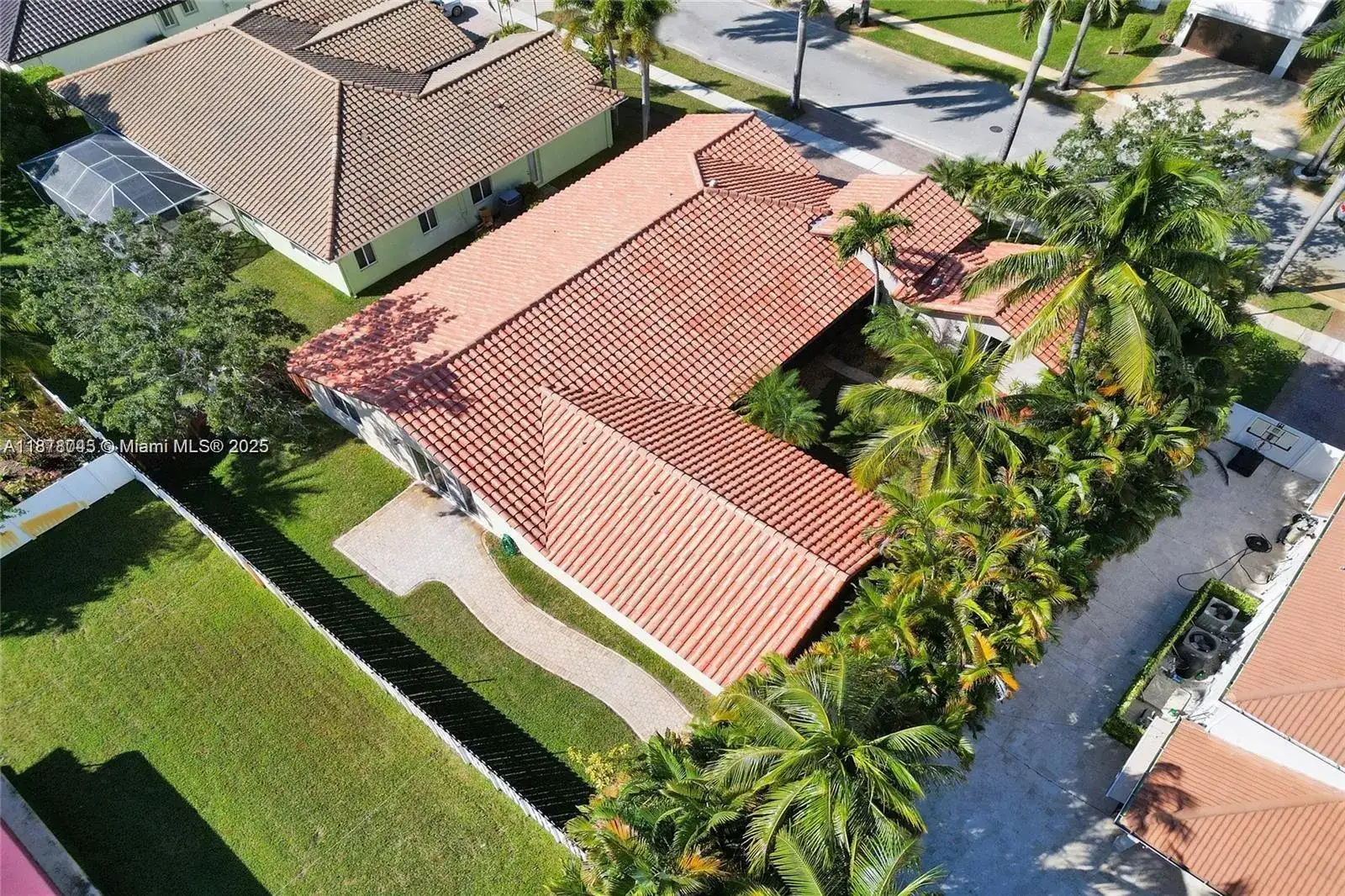14520 SW 37th St, Miramar FL 33027 photo 4