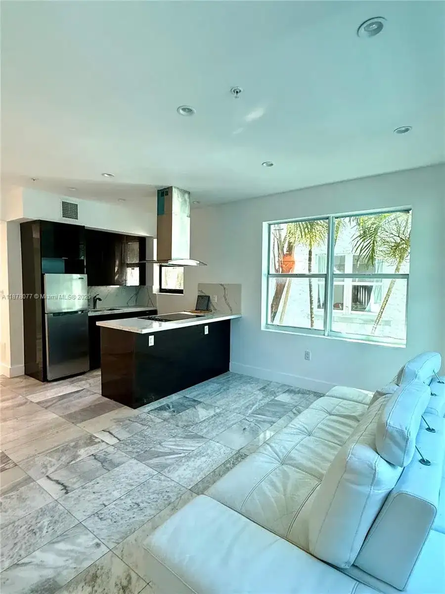 1560 Drexel Ave # 207, Miami Beach FL 33139 photo 3