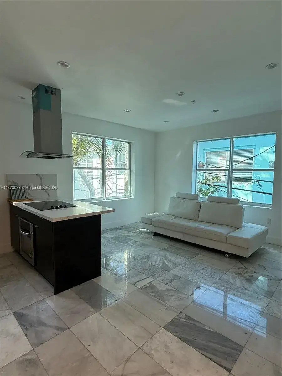 1560 Drexel Ave # 207, Miami Beach FL 33139 photo 5