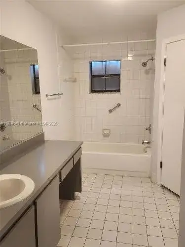559 SW 88th Pl E, Miami FL 33174 photo 3