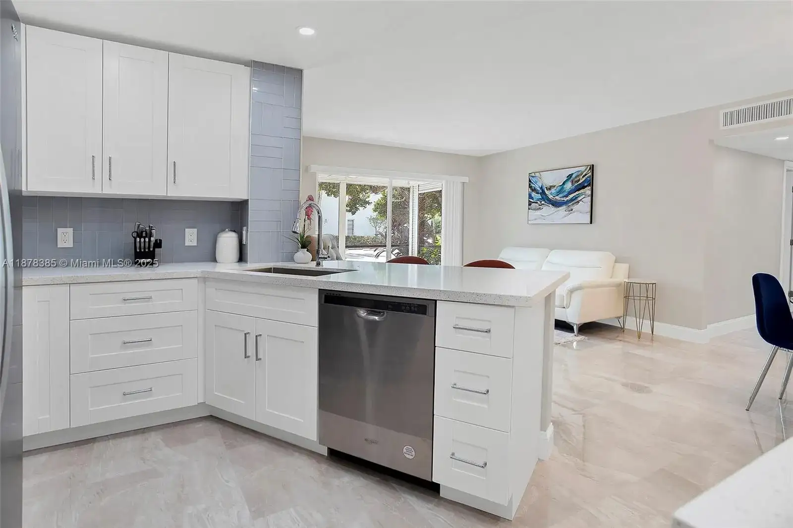 7527 S Oriole Blvd # 101, Delray Beach FL 33446 photo 2