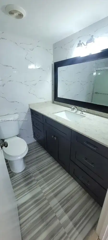 18061 Biscayne Blvd # 301, Aventura FL 33160 photo 4