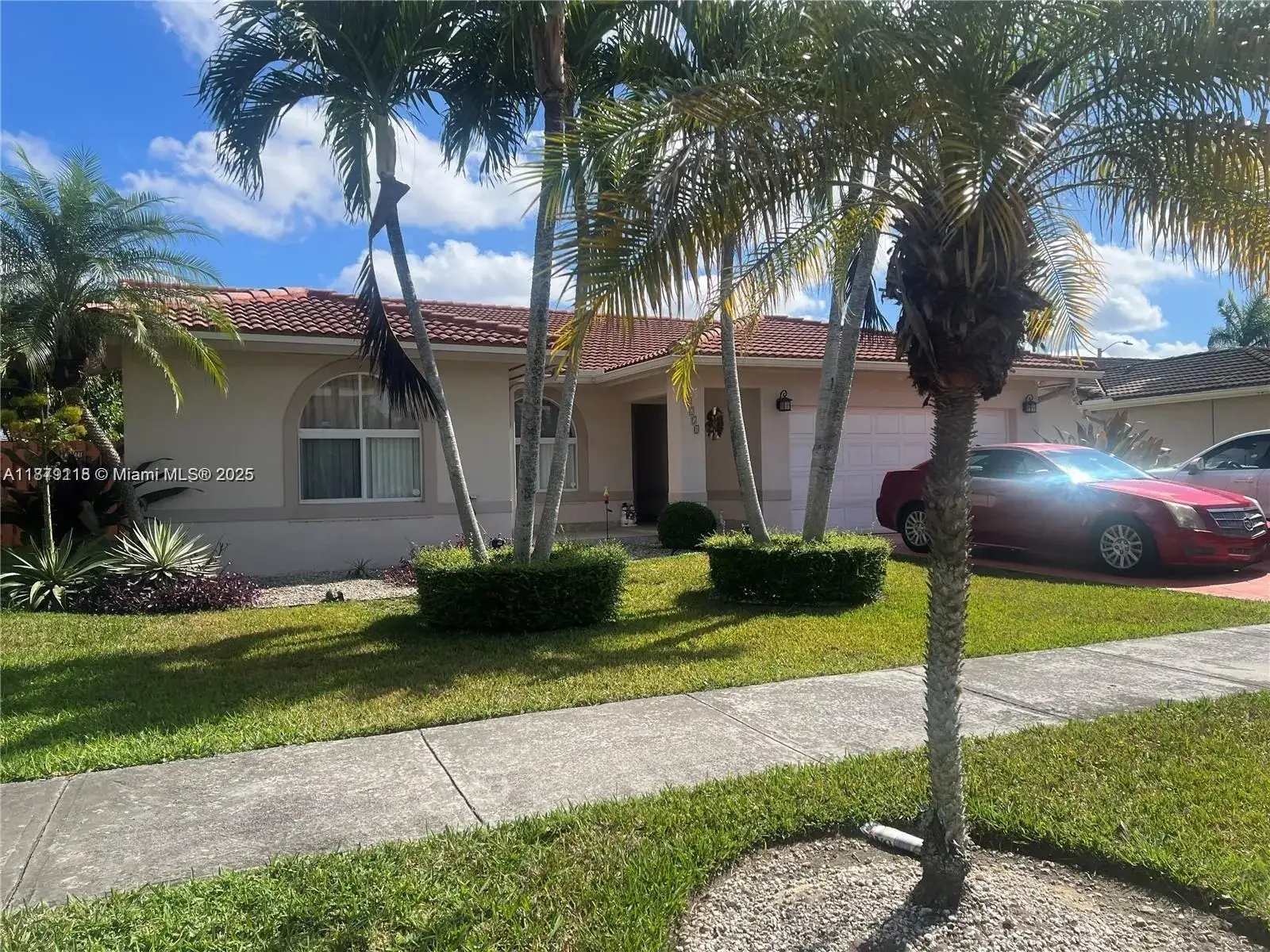 15751 SW 141st Ct, Miami FL 33177 photo 2