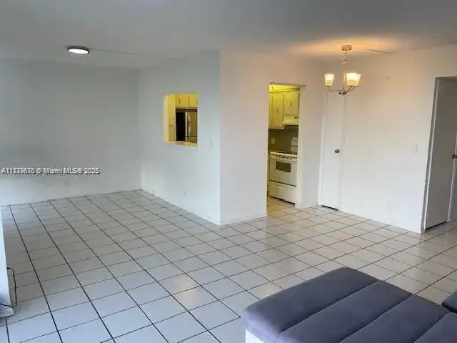 20301 W Country Club Dr # 621, Aventura FL 33180 photo 2